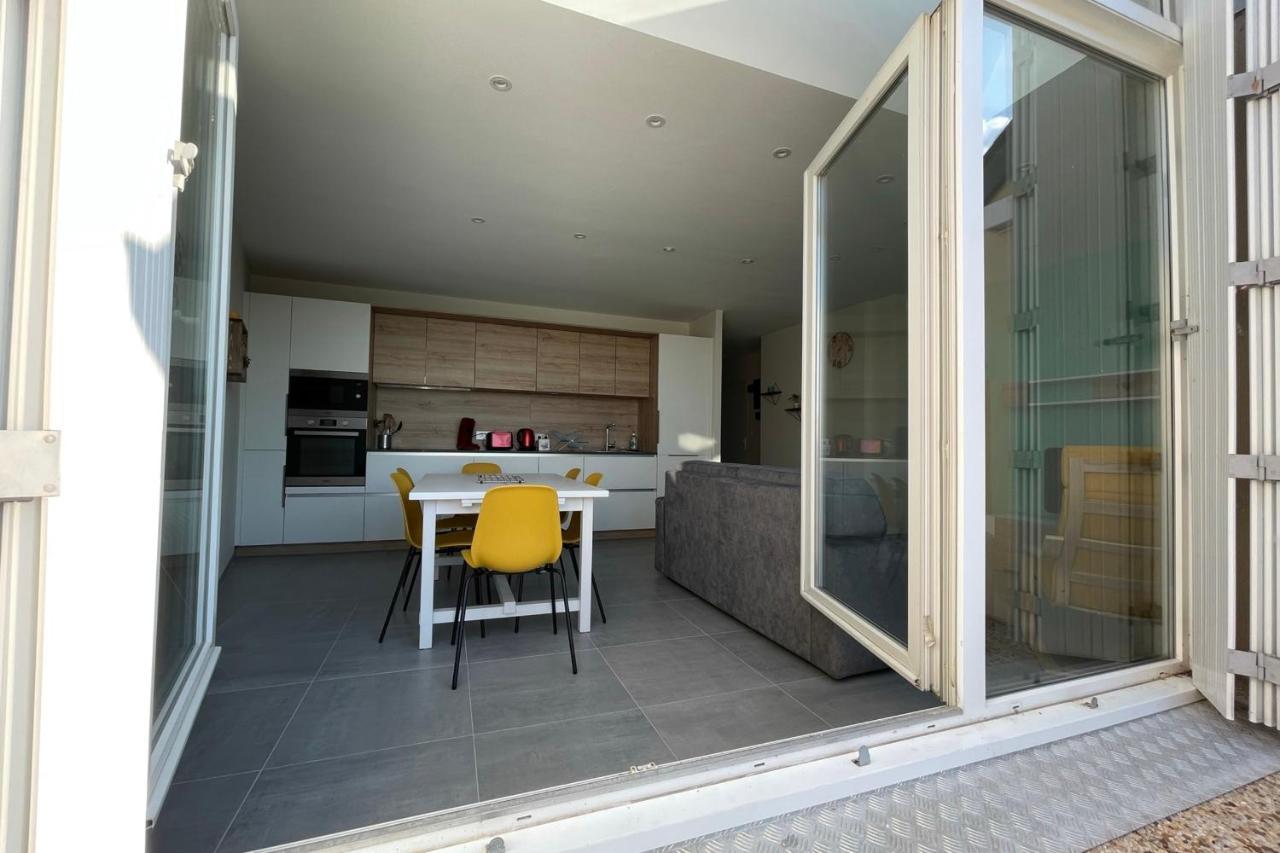 Luxury Apartment With Exceptional View On The Cher River Saint Avertin Bagian luar foto